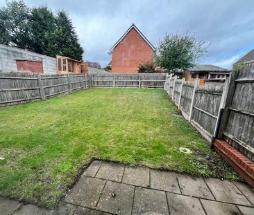 1 bedroom in a house share to rent - Photo 2