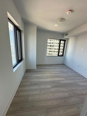 For Lease - 2920 HIGHWAY 7 Road Unit# 1605, Vaughan, Ontario - Photo 1