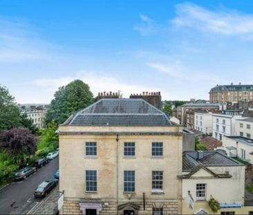 1 Bed Flat, The Mall, BS8 - Photo 1