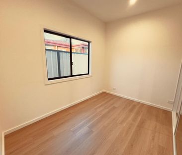 2c Chelsea Pl, Glenfield, NSW 2167 - Photo 6