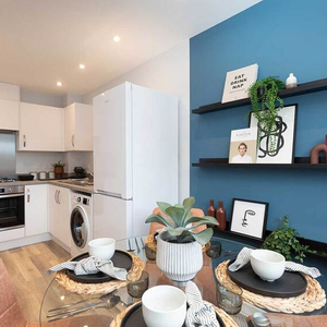 2 bedroom semi-detached house to rent - Photo 2