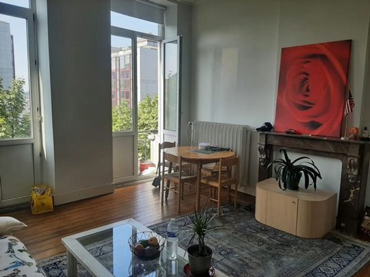 Appartement te huur - Photo 1