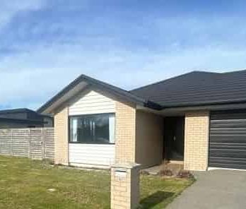 Four Bedroom Home - Photo 1