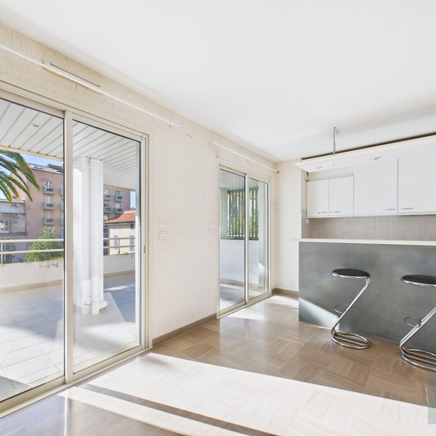 Location Appartement 1 pièce 36m² AJACCIO 20000 - Photo 1