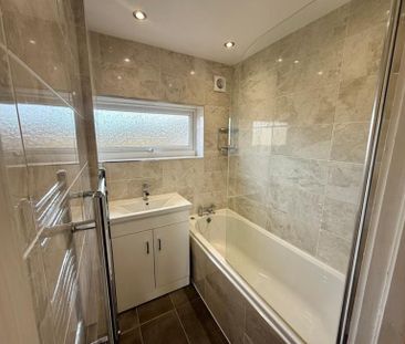 2 Bedroom Apartment HOMEOW - Photo 6