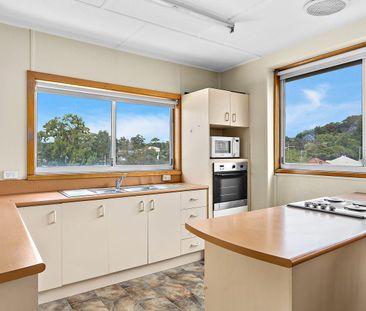 Spacious unit in a tranquil location - Photo 1