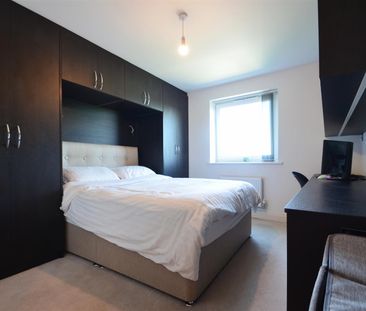 2 bedroom apartment - Photo 5