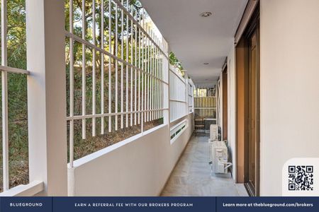 Διαμέρισμα για ενοικίαση Κολωνάκι - Λυκαβηττός - Photo 2