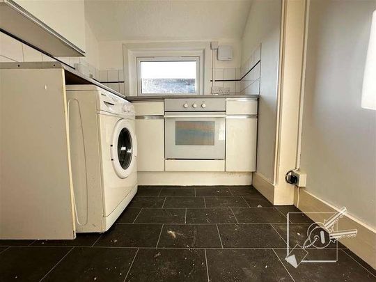 Pelham Road South, DA11 - Photo 1