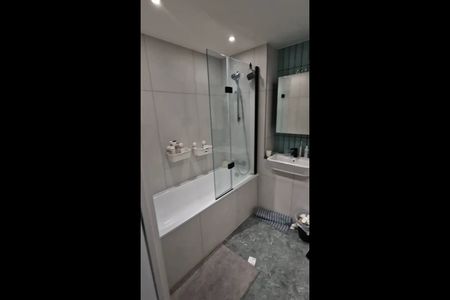 Room in a Shared Flat, Artisan Point, W3 - Photo 5