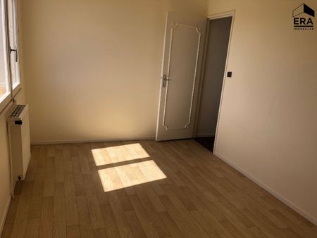 APPARTEMENT T4 A LOUER - BLOIS - 2 CHBS (POSS. 3) - CAVE, FACILITE DE STATIONNEMENT - Photo 5