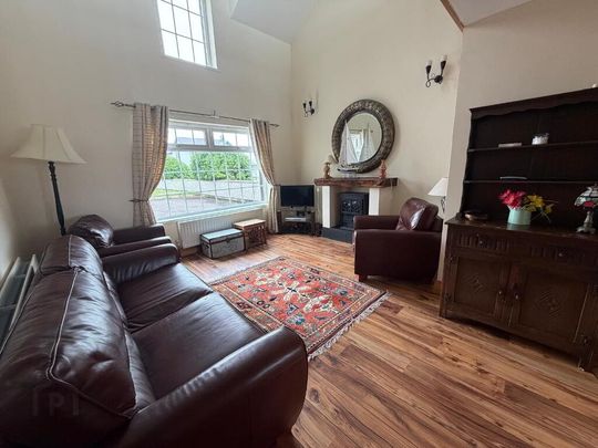 7 Ballyreagh Road (Term Time Let), Portrush, BT56 8QE - Photo 1