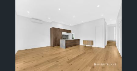 Modern Living - Photo 4