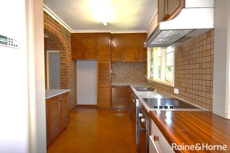 Spacious and Beautiful Home! - Photo 5