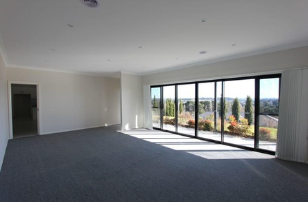 If you're looking for space and a beautiful view - this one's for you! - Photo 2