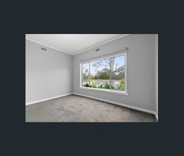 Neat 3-Bedroom Home Close To Schools! - Photo 6