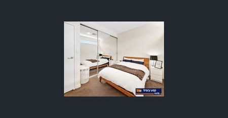 Impeccable Apartment In A Boutique Complex - Photo 4