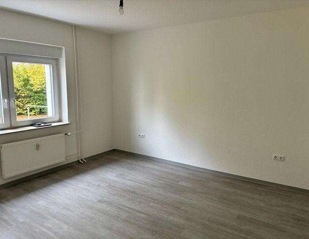 Hier fühlen Sie sich wohl: günstige 3-Zimmer-Wohnung - Foto 1