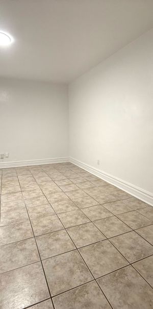 For Lease - 2770 Yonge Street Unit# B7, Toronto, Ontario - Photo 1