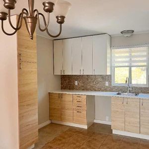 Appartement de 2 chambres et 1 salle de bain - Photo 2