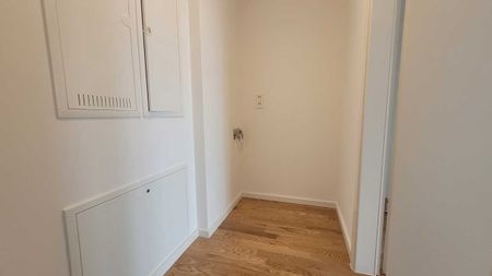 Moderne 2-Zimmer-Neubau-Wohnung mit Einbauküche und Balkon in top Lage! - Photo 4