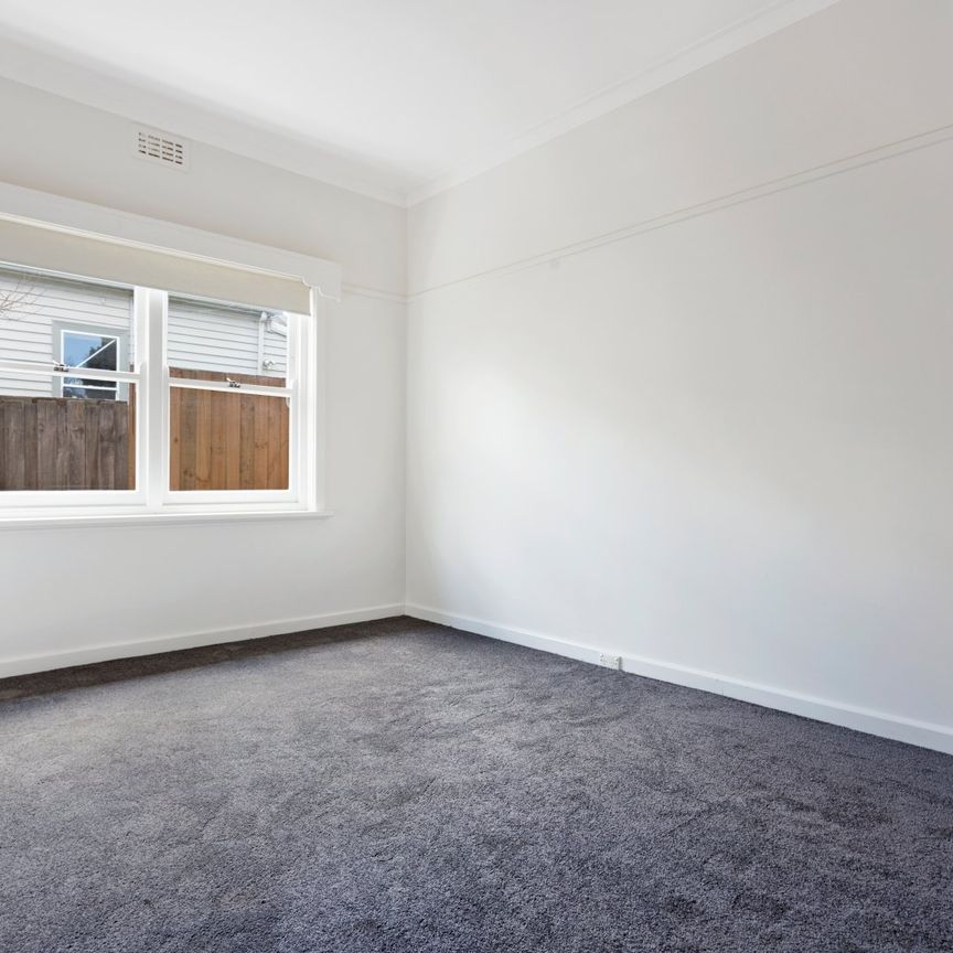 319 Chisholm Street, Black Hill - Photo 1