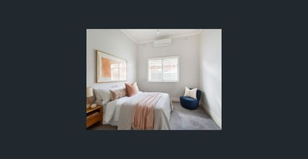 Sun-filled sanctuary - Photo 3