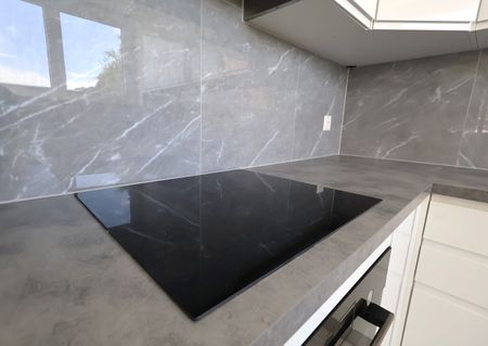 Luminoso 3.5 locali a Chiasso RISTRUTTURATO zona tranquilla - Photo 3