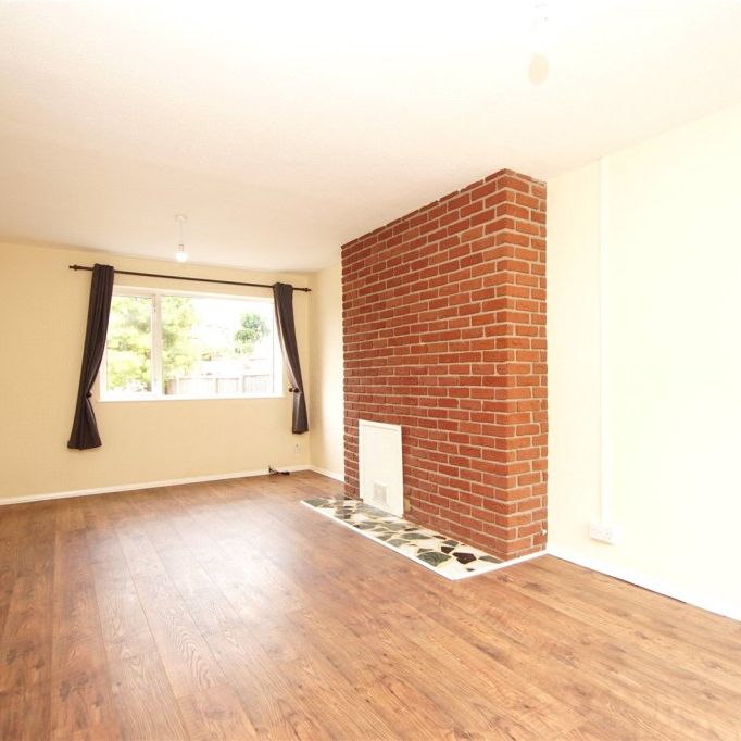 3 bed Terraced House for rent - Photo 1