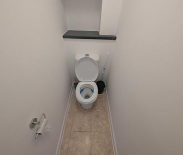 3 bedroom terraced house to rent - Photo 6