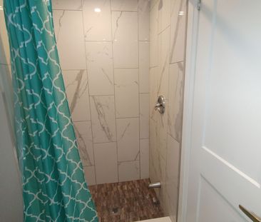 For Lease - 181 North Service Road Unit# L-2, Oakville, Ontario - Photo 3