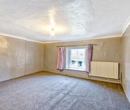 3 BEDROOM House - Semi-Detached - Photo 5