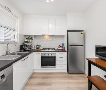 8/2 Selwyn Avenue, Elwood VIC 3184 - Apartment For Rent | Domain - Photo 6