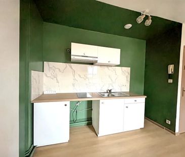 Location Appartement 2 pièces 32m² BRIVE LA GAILLARDE 19100 - Photo 6