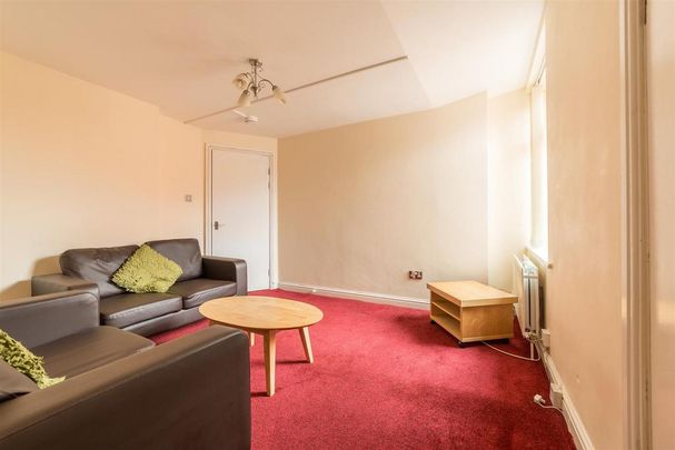 5 bedroom maisonette to rent - Photo 1