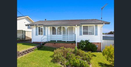 Great 3 bedroom House with Air Con - Photo 3