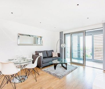 Ealing Road, Brentford, TW8 0GN - Photo 1