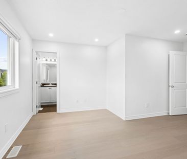 For Lease - 2477 Waterlilly Way, Barrhaven, Ontario - Photo 3