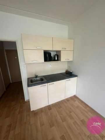 Pronájem bytu 1+kk o velikosti 31 m - Photo 2