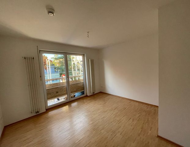 Mietwohnung in Erlangen - Ziehen Sie noch Dieses Jahr in Ihre 3-Zimmer-Dachgeschosswohnung - Photo 1