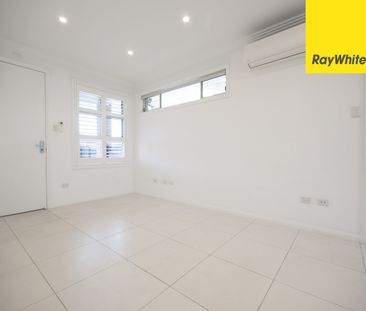 STYLISH TWO BEDROOM LUXURY HOME - Photo 4