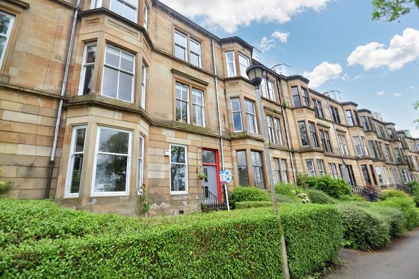 2 bed flat to rent in Hampden Terrace, Glasgow, G42 - Photo 1