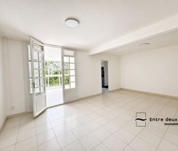 Location Appartement 69.00m² 2 pièces Fort de france - Photo 1