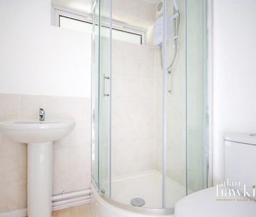 1 bedroom ground floor flat to rent - Photo 3