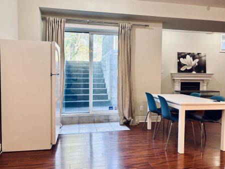 For Lease - 212 Olive Avenue, Toronto, Ontario - Photo 3