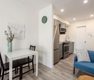 Magnifique studio de style loft à aire ouverte meublé - Photo 4