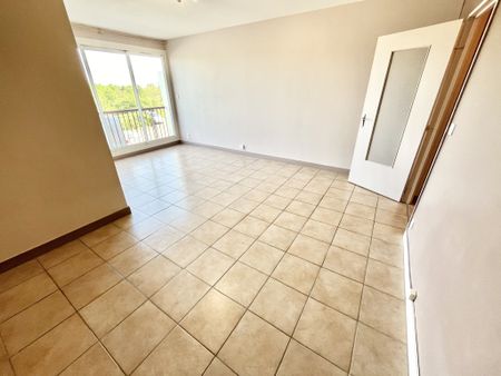 Location Appartement 1 pièce 31m² LIMOGES 87100 - Photo 3