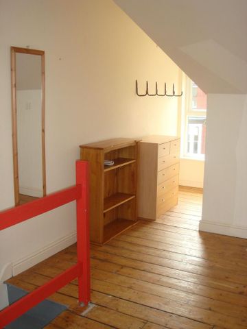 1 bedroom in a house share to rent - Photo 5
