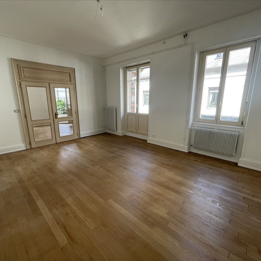 Location Appartement 4 pièces 102m² - Photo 1