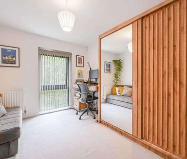 Mostyn Grove, Bow, E3 - Photo 4